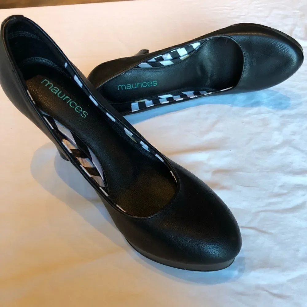 Maurices high heel pump black size 8 1/2M